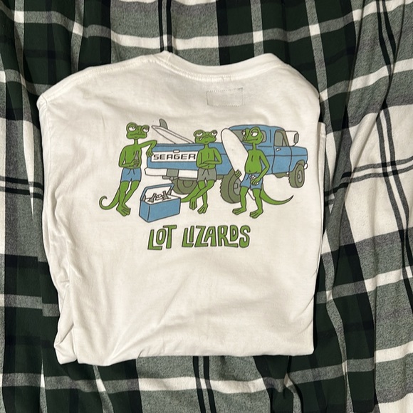 Men’s Tshirt - Picture 3 of 3